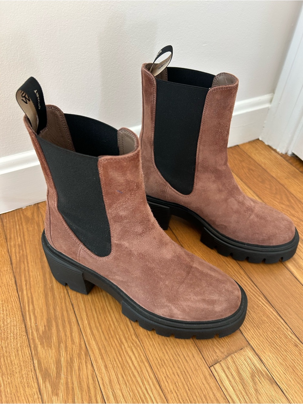 Stuart Weitzman Suede Lug Sole Chelsea Boots Rose Brown 6B